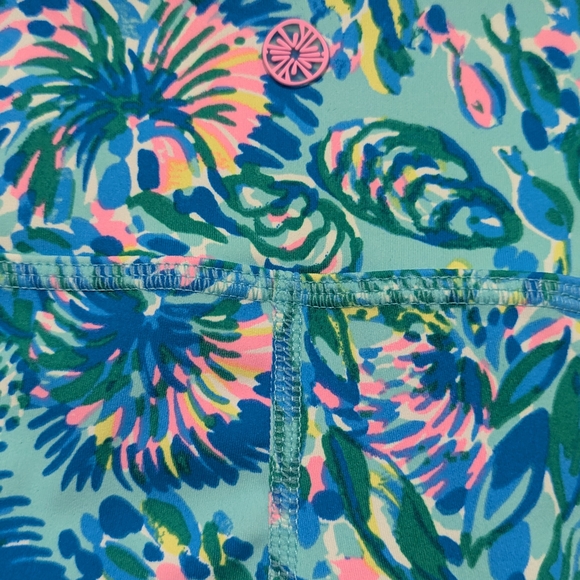 Lilly Pulitzer Luxletic 21" South Beach High Rise Crop Leggings - Picture 3 of 4